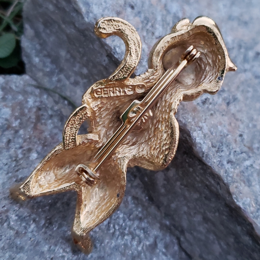 Vtg Baret Sweater Wearing Gerry's Kitty Cat Figural Gold Rhinestone Brooch Pin - Picture 9 of 11